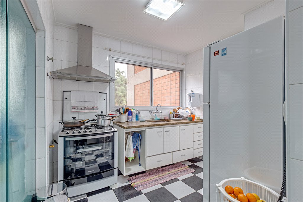 Apartamento à venda com 4 quartos, sendo 2 suítes, em Jardim Marajoara, São Paulo, SP