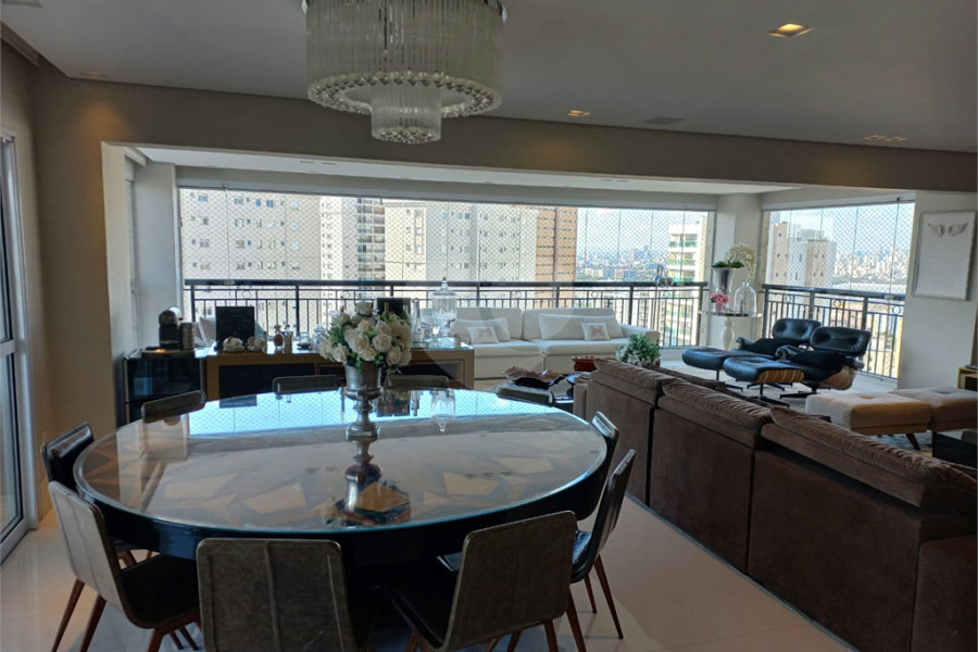 Apartamento à venda com 4 suítes em Santa Teresinha, São Paulo, SP
