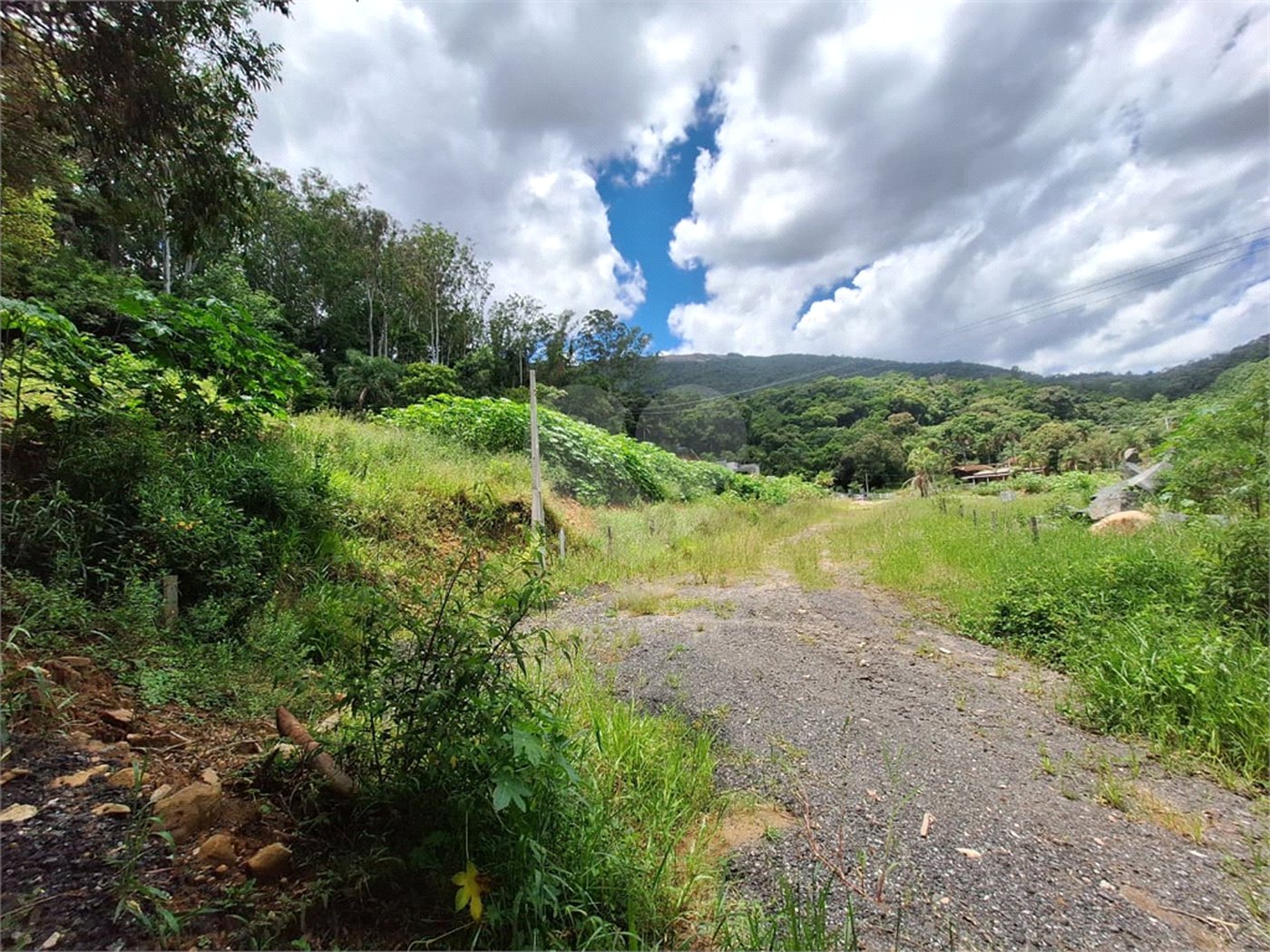 Terreno à venda em Nova Gardênia, Atibaia, SP