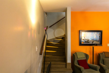 Casa à venda com 3 quartos, sendo 1 suíte, em Vila Cordeiro, São Paulo, SP