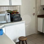Apartamento à venda com 3 quartos, sendo 1 suíte,  em Jardim das Acácias, São Paulo, SP