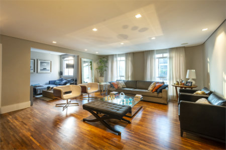 Apartamento à venda com 3 quartos, sendo 1 suíte,  em Jardim Marajoara, São Paulo, SP