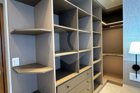 Apartamento à venda com 3 suítes em Jardim das Acácias, São Paulo, SP