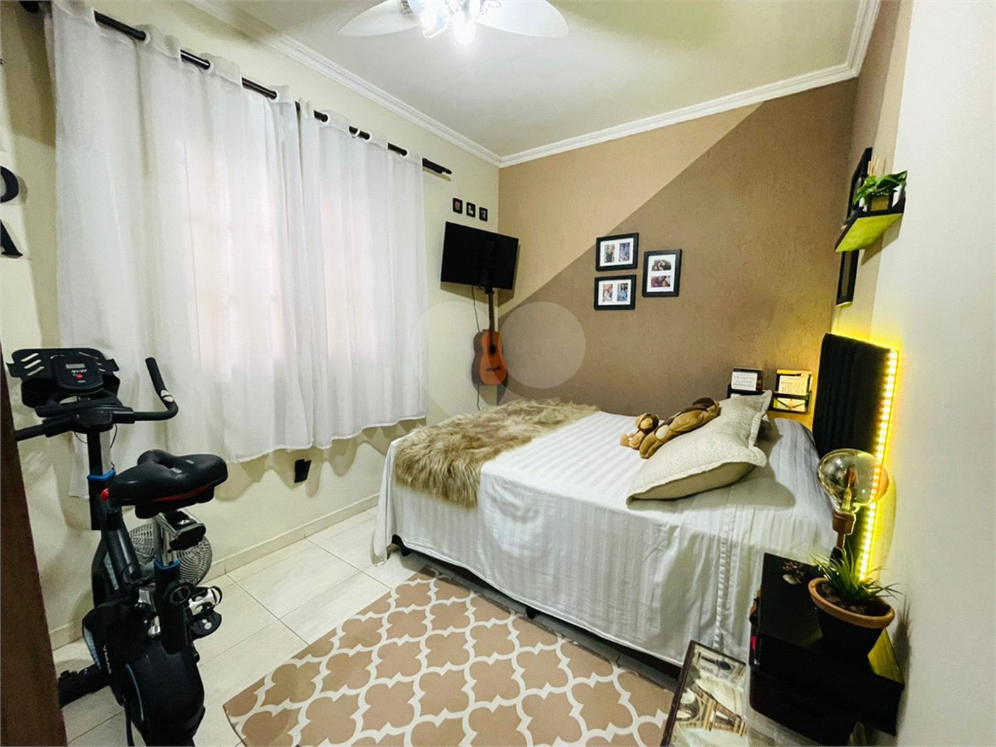Casa à venda com 2 quartos, sendo 1 suíte, em Vila Olímpia, Sorocaba, SP