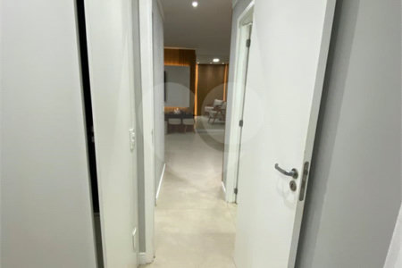 Apartamento à venda com 2 quartos, sendo 1 suíte,  em Vila Leonor, São Paulo, SP
