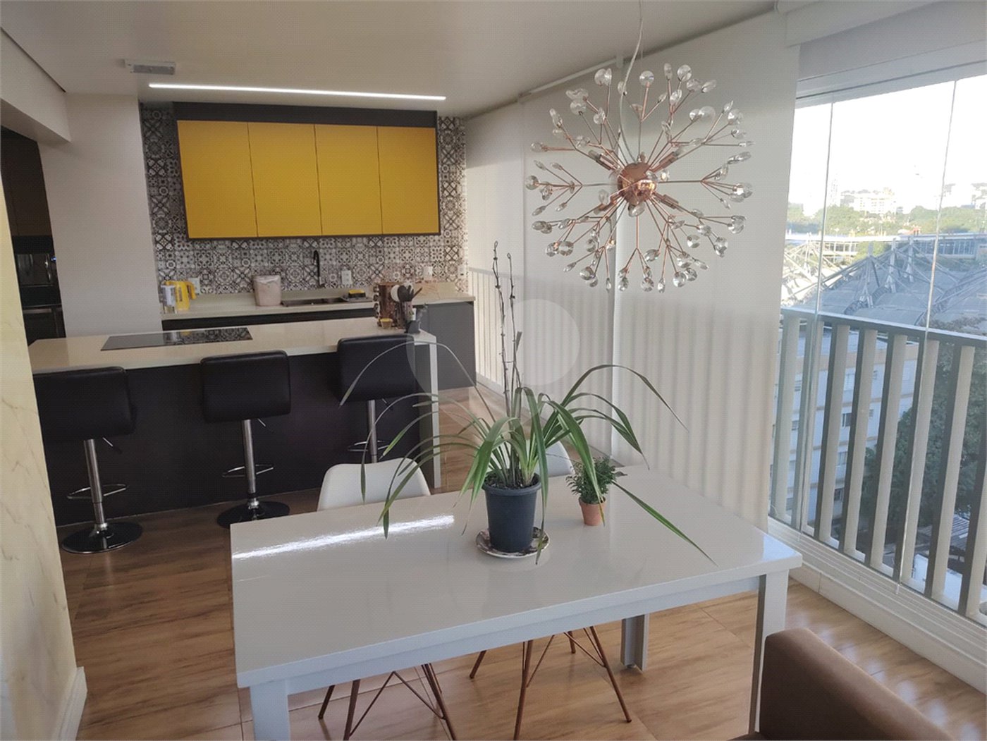 Apartamento à venda com 4 quartos, sendo 2 suítes, em Pinheiros, São Paulo, SP