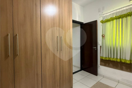 Sobrado à venda ou para alugar com 3 quartos, sendo 1 suíte, em Nossa Senhora Aparecida, Cuiabá, MT