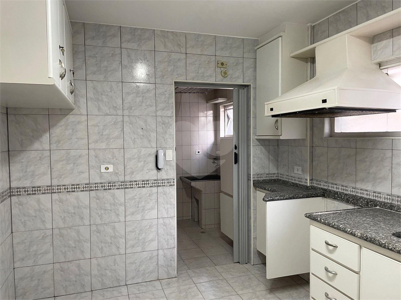 Apartamento à venda ou para alugar com 3 quartos, sendo 1 suíte, em Jardim Paulista, São Paulo, SP