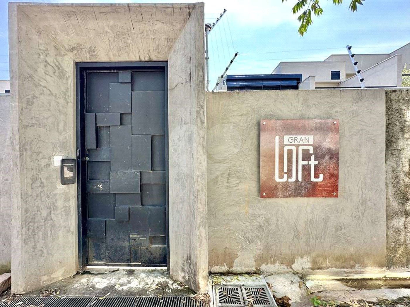 Casa à venda com 2 suítes no condomínio Gran Loft, Cotia - SP