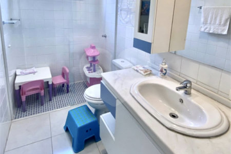 Casa à venda com 3 quartos, sendo 2 suítes, em Planalto Paulista, São Paulo, SP
