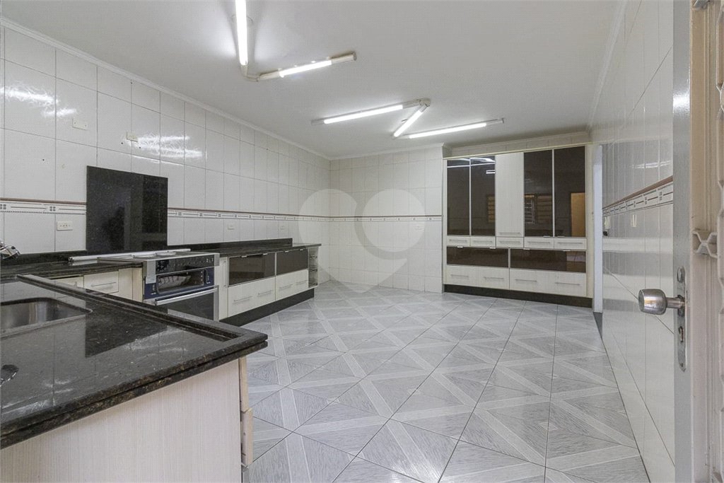 Sobrado à venda com 3 quartos, sendo 1 suíte, em Tremembé, São Paulo, SP