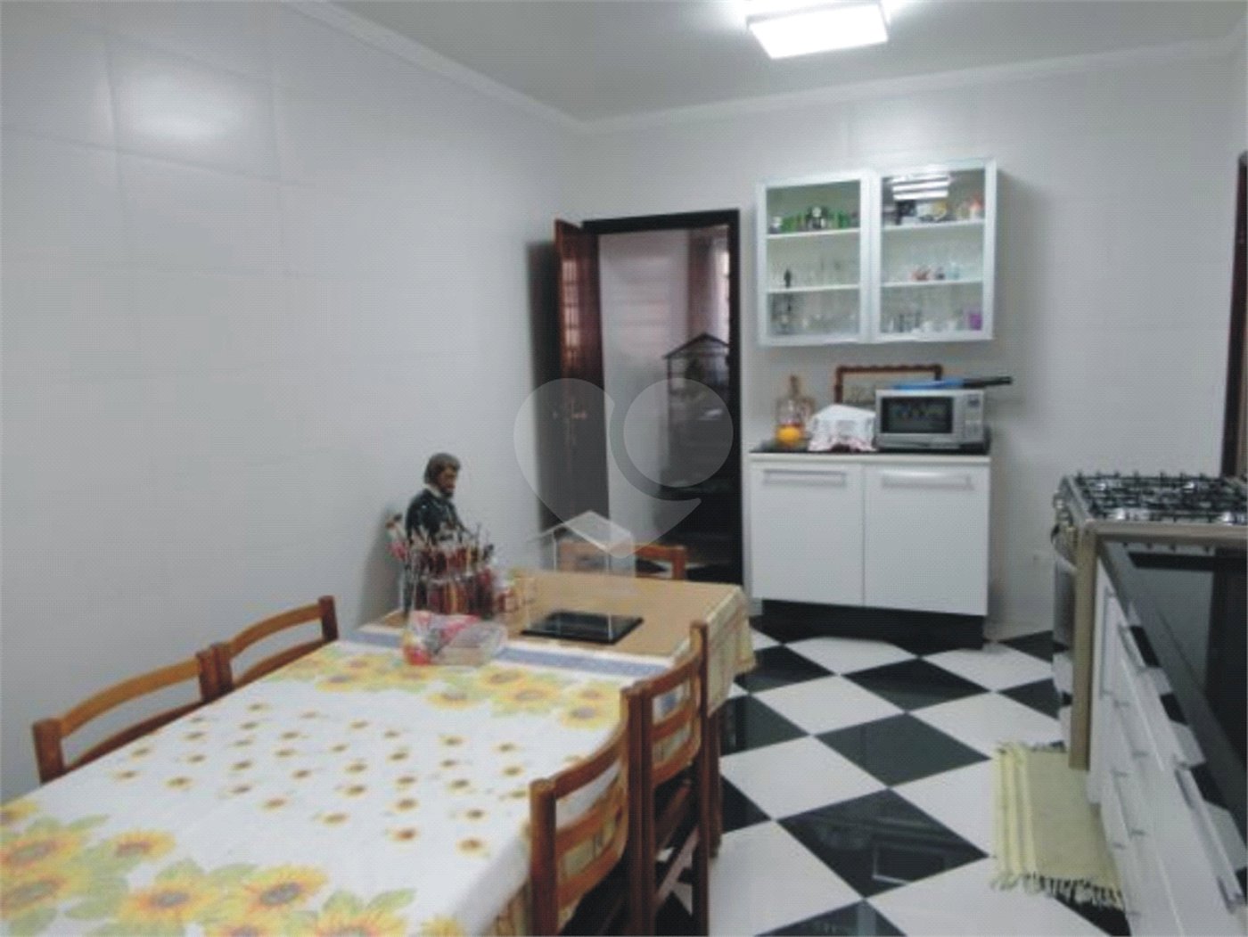 Sobrado à venda com 4 quartos, sendo 1 suíte, em Vila Gustavo, São Paulo, SP