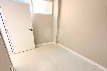 Apartamento à venda com 3 quartos, sendo 1 suíte, em Laranjeiras, Rio de Janeiro, RJ