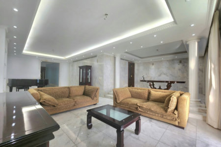 Apartamento Alto Padrão Frente Mar com 4 Dormitórios, 3 Suítes e 3 Vagas na Orla de Santos