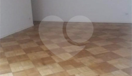 Apartamento à venda com 3 quartos, sendo 1 suíte, em Bom Retiro, São Paulo, SP
