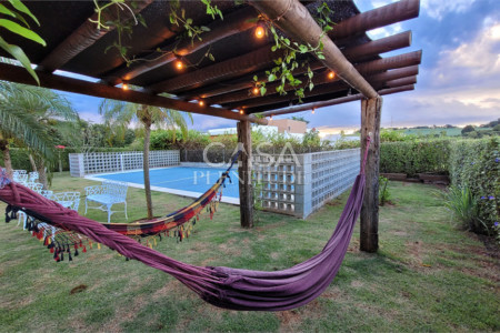 Casa em condomínio à venda ou para alugar com 5 suítes em Agrovila Caic, Porto Feliz, SP