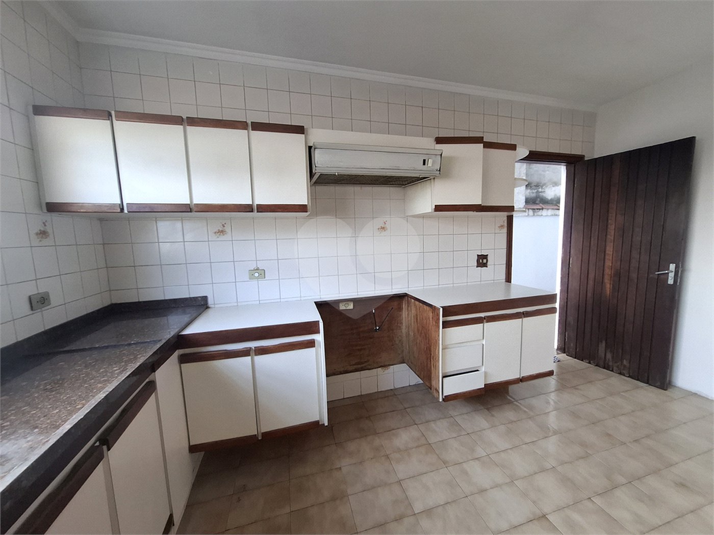 Sobrado à venda com 3 quartos, sendo 1 suíte, em Campo Grande, São Paulo, SP