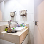 Apartamento à venda com 2 quartos, sendo 1 suíte,  em Jardim das Acácias, São Paulo, SP