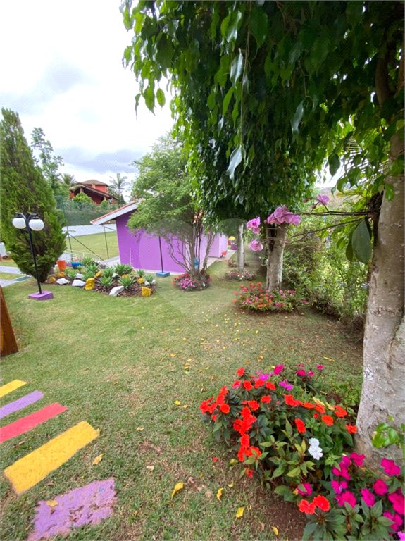 Casa à venda com 7 suítes no condomínio Capela do Barreiro, Itatiba - SP