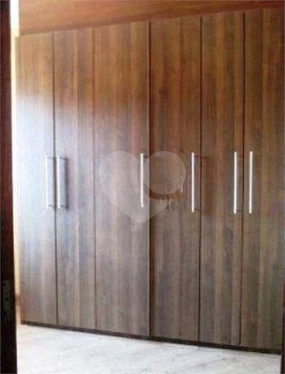 Casa à venda com 3 quartos, sendo 1 suíte, em Vila Nova Carolina, São Paulo, SP