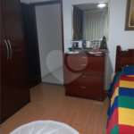 Sobrado à venda com 3 quartos em Jardim Marisa, São Paulo, SP