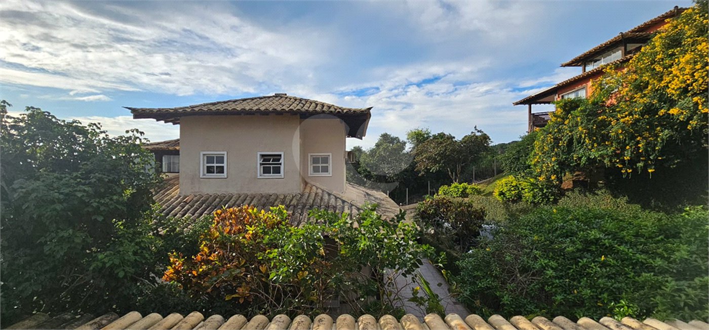 Casa à venda com 4 quartos, sendo 3 suítes, em João Fernandes, Armação dos Búzios, RJ