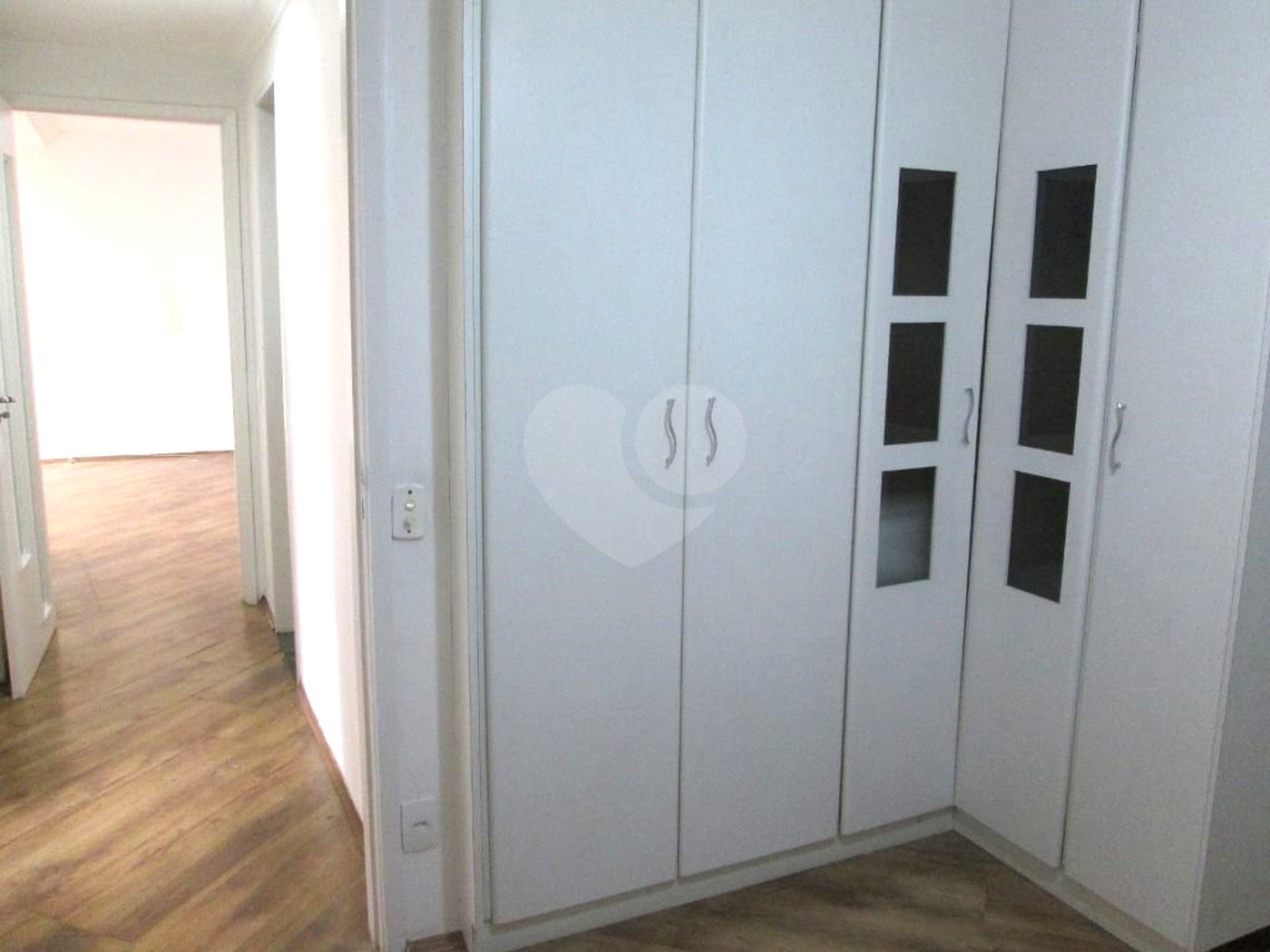 Apartamento à venda com 3 quartos, sendo 1 suíte,  em Paraíso, São Paulo, SP