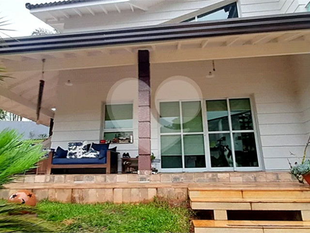 Casa à venda com 3 quartos, sendo 1 suíte,  no condomínio Suíça da Cantareira, Mairiporã - SP