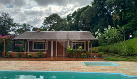 Chácara à venda com 2 quartos em Itapetinga, Atibaia, SP