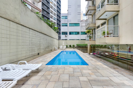 Apartamento à venda com 3 quartos, sendo 1 suíte, em Vila Olímpia, São Paulo, SP