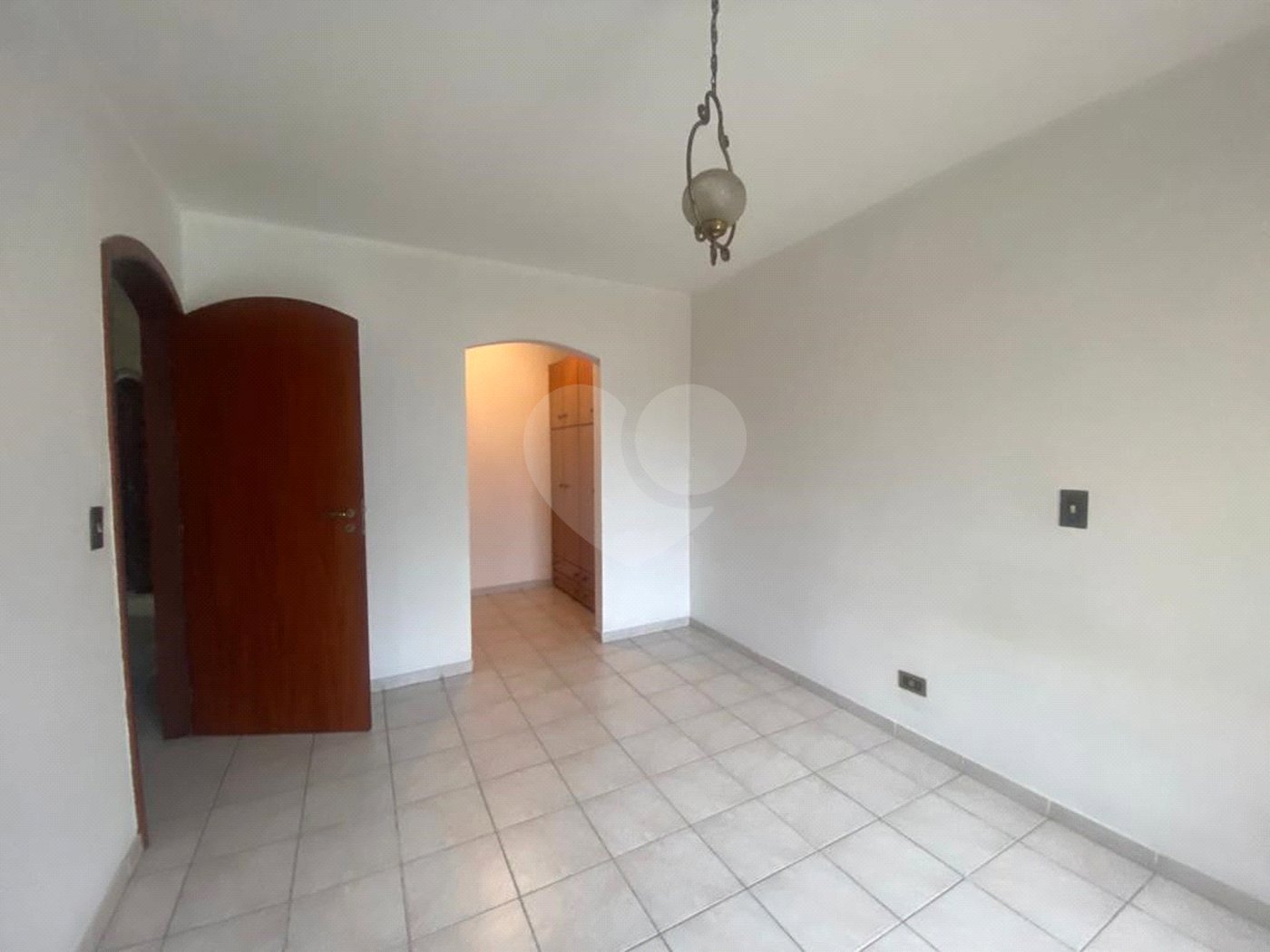 Sobrado à venda com 4 quartos, sendo 1 suíte, em Santana, São Paulo, SP