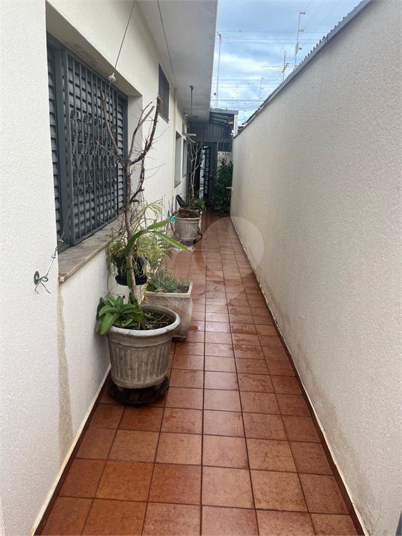 Casa à venda com 3 quartos, sendo 1 suíte,  em Chácara São João, São Carlos, SP