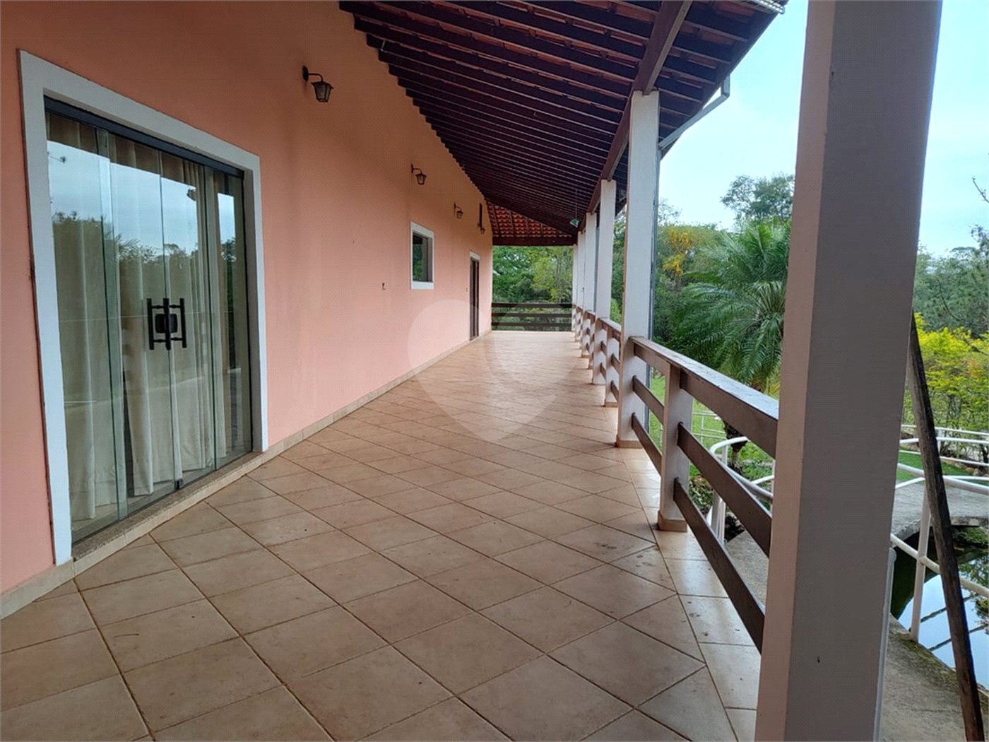 Chácara à venda com 3 quartos, sendo 1 suíte, em Bairro do Machadinho, Angatuba, SP