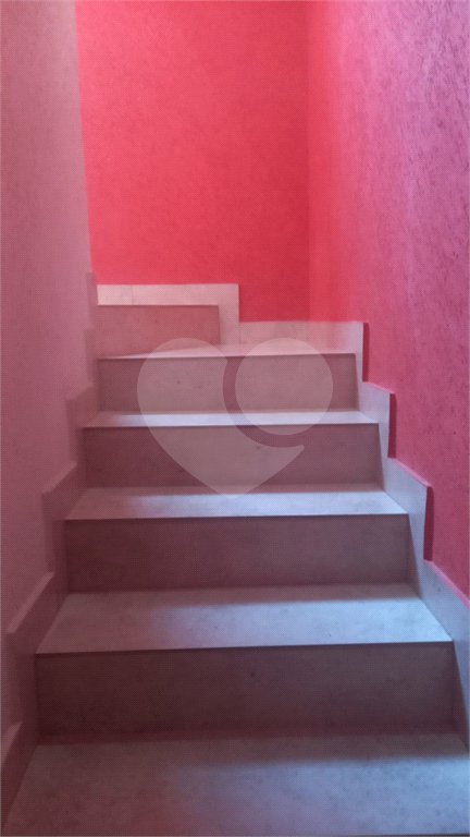 Casa à venda com 5 quartos, sendo 2 suítes, em Jardim Santa Clara, Guarulhos, SP