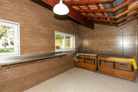Casa Térrea à venda com 3 quartos, sendo 1 suíte, em Alpes D'ouro, Bom Jesus dos Perdões, SP