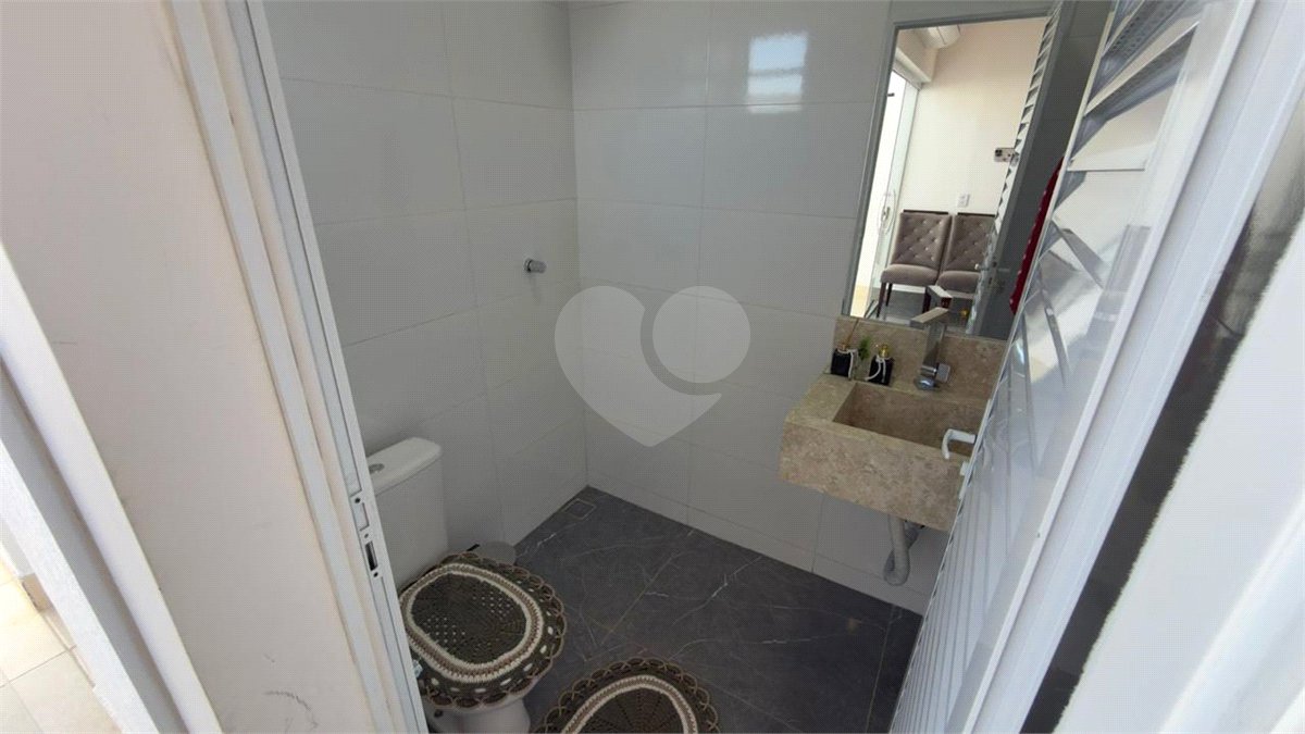 Casa à venda com 3 suítes no condomínio Campos do Conde I e II, Sorocaba - SP