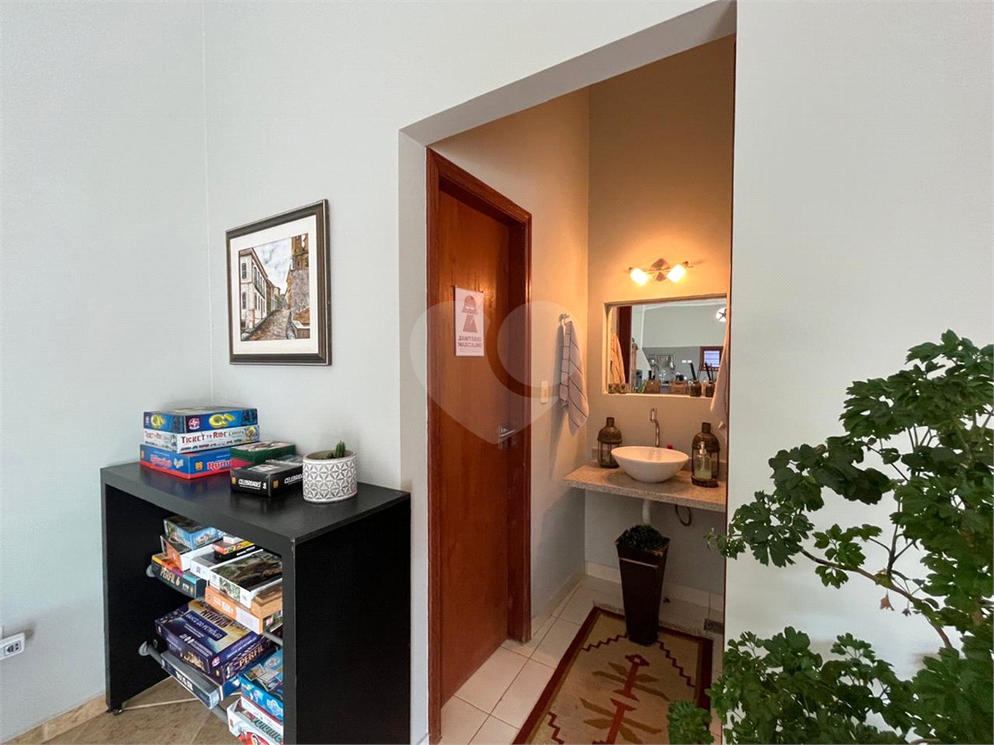 Casa à venda com 3 suítes em Jardim Shangri-lá, Itapetininga, SP