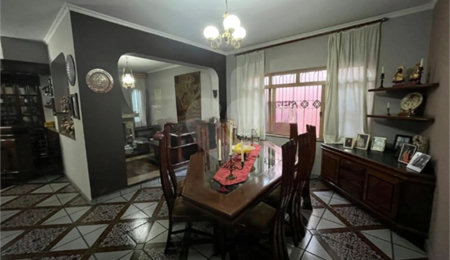 Casa à venda com 4 quartos, sendo 2 suítes, em Vila Rosália, Guarulhos, SP