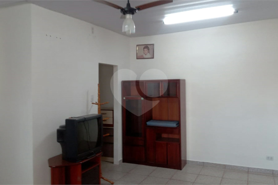 Casa à venda com 3 quartos, sendo 1 suíte, em Vila Medeiros, São Paulo, SP
