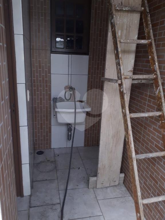 Sobrado à venda com 2 quartos em Tremembé, São Paulo, SP