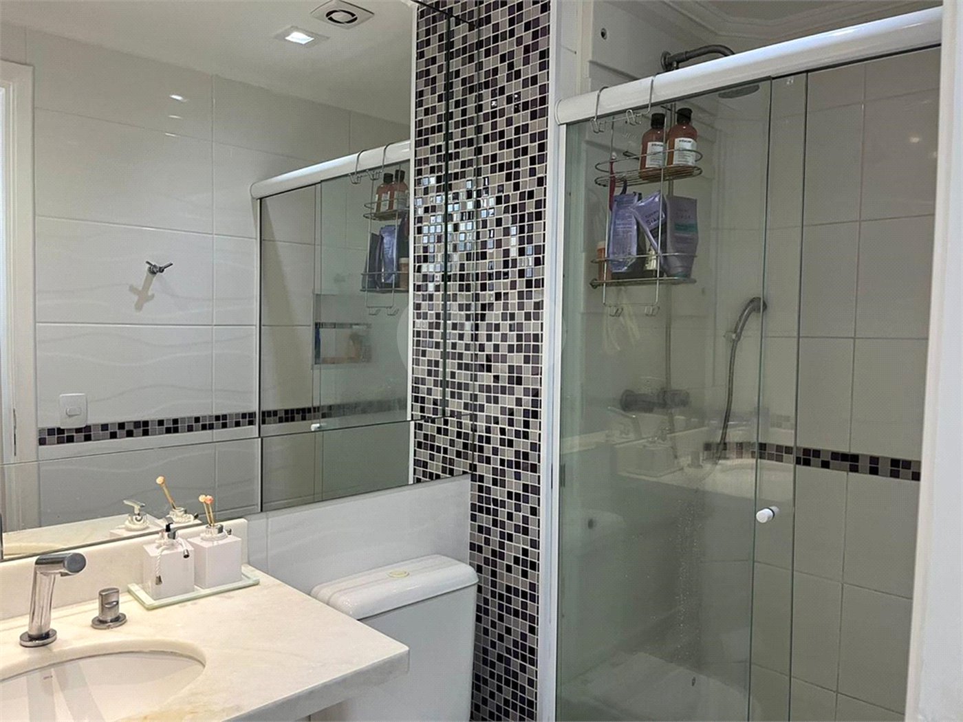 Apartamento à venda com 3 quartos, sendo 1 suíte, em Santa Teresinha, São Paulo, SP