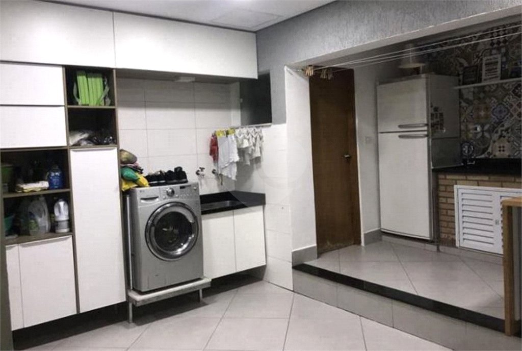 Sobrado à venda com 3 quartos, sendo 2 suítes, em Tremembé, São Paulo, SP