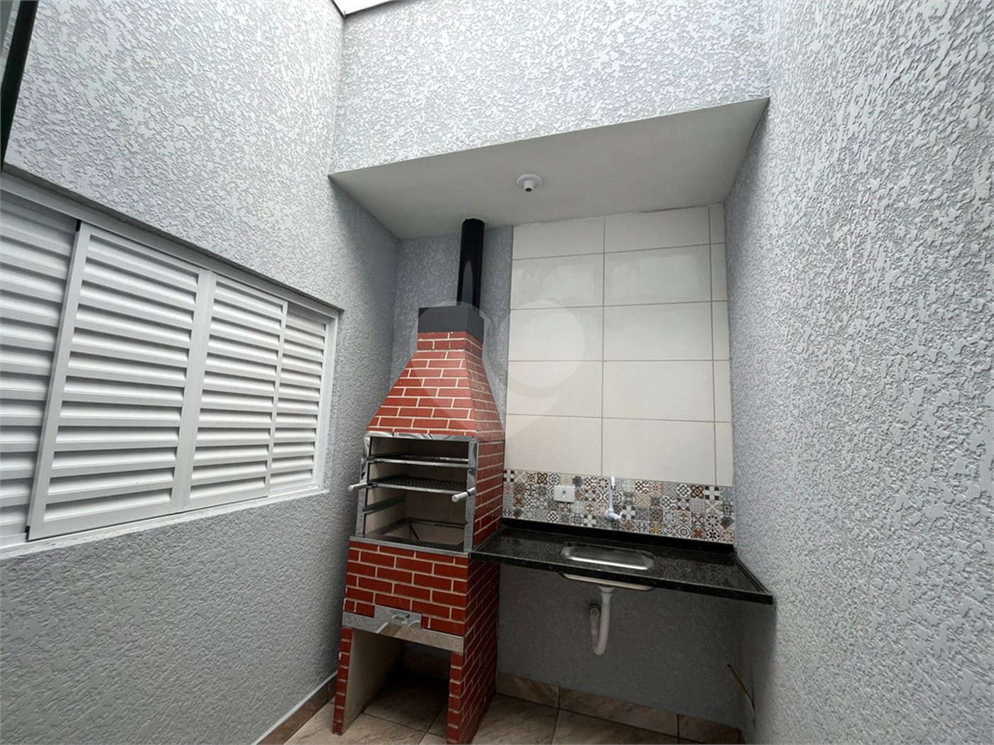 Casa de Vila à venda com 2 quartos, sendo 1 suíte, em Jardim das Orquídeas, Sorocaba, SP