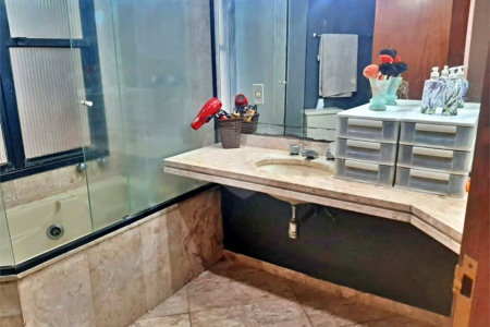 Apartamento à venda com 4 quartos, sendo 3 suítes,  em Itaim Bibi, São Paulo, SP