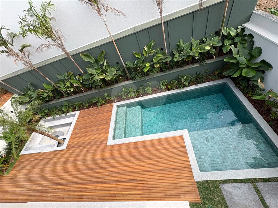 Casa à venda com 4 suítes no condomínio Villa Borghese, Indaiatuba - SP
