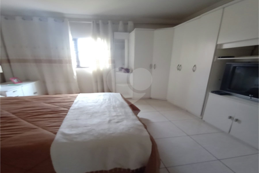 Sobrado à venda com 4 quartos, sendo 1 suíte, em Tremembé, São Paulo, SP
