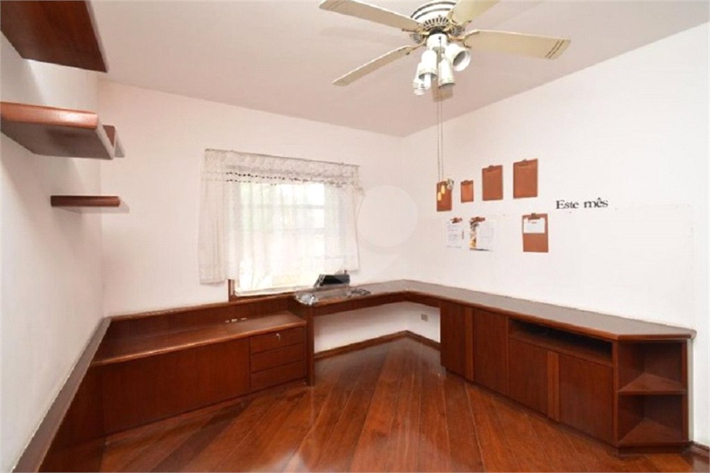 Casa à venda com 5 quartos, sendo 2 suítes, em Vila Galvão, Guarulhos, SP