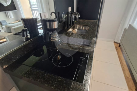 Apartamento à venda ou para alugar com 1 suíte em Vila Paulicéia, São Paulo, SP