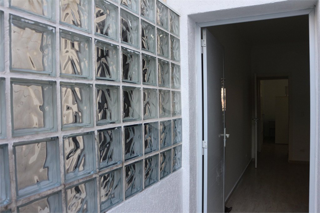 Casa à venda com 2 quartos, sendo 1 suíte,  em Vila Moreira, São Paulo, SP