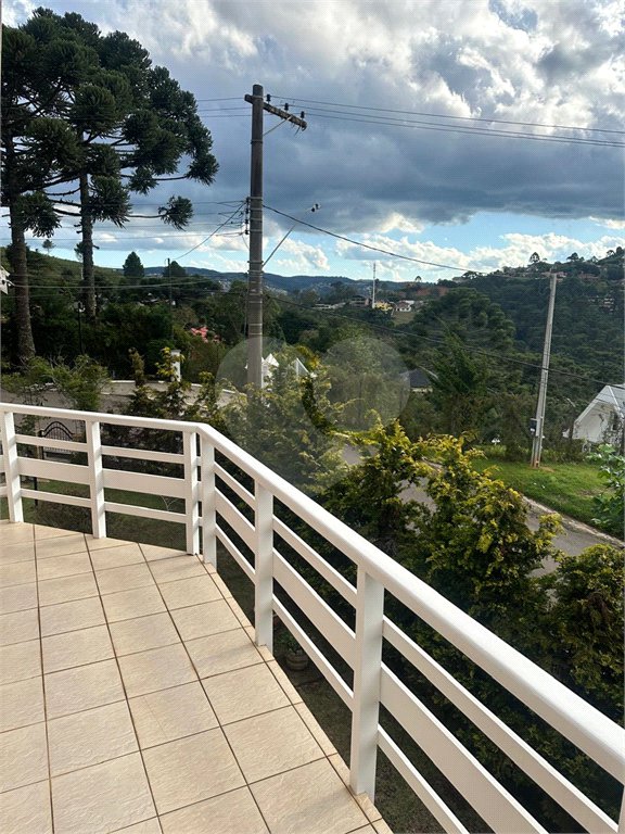 Casa à venda com 3 suítes no condomínio Vila Austríaca, Campos do Jordão - SP